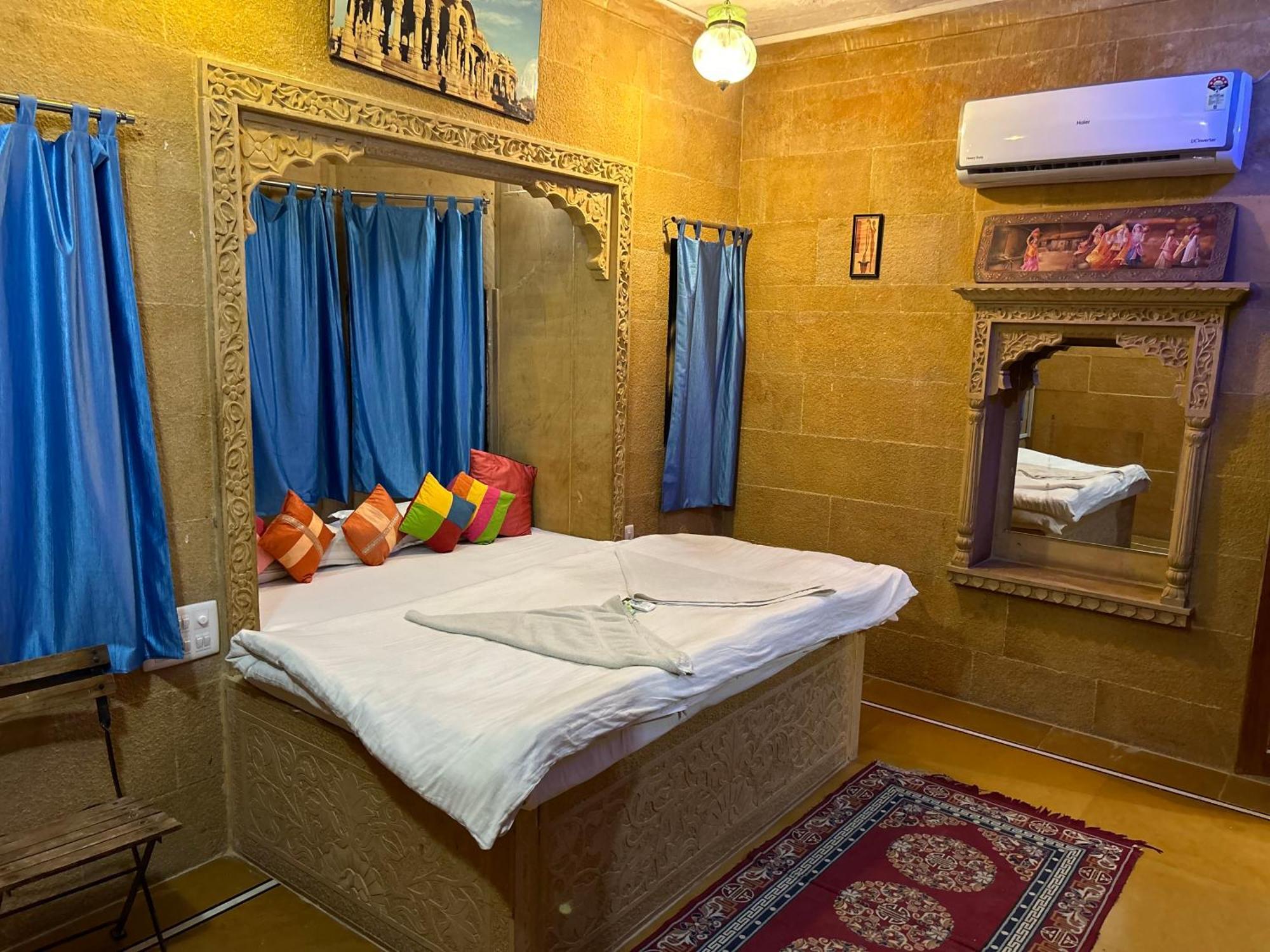 Hotel Pol Haveli Jaisalmer Exterior foto
