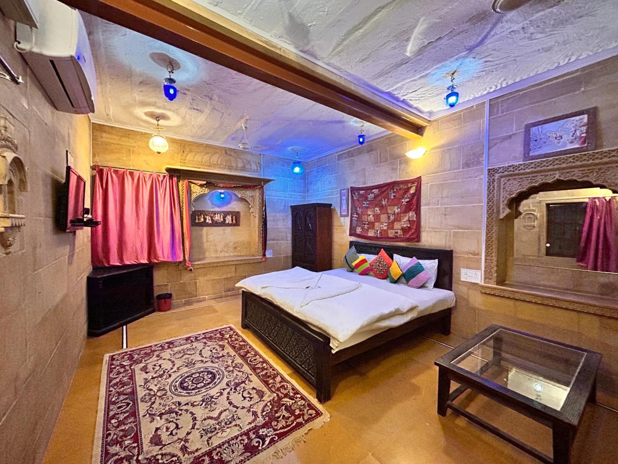 Hotel Pol Haveli Jaisalmer Exterior foto
